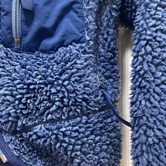 Patagonia® Worn Wear
Kid's Retro Cardigan size small - Picture 3 of 7